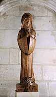 statue de sainte Thérèse de Lisieux