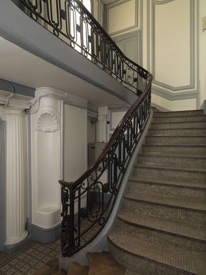 rampe d'appui, escalier de la maison à porte cochère (non étudié)