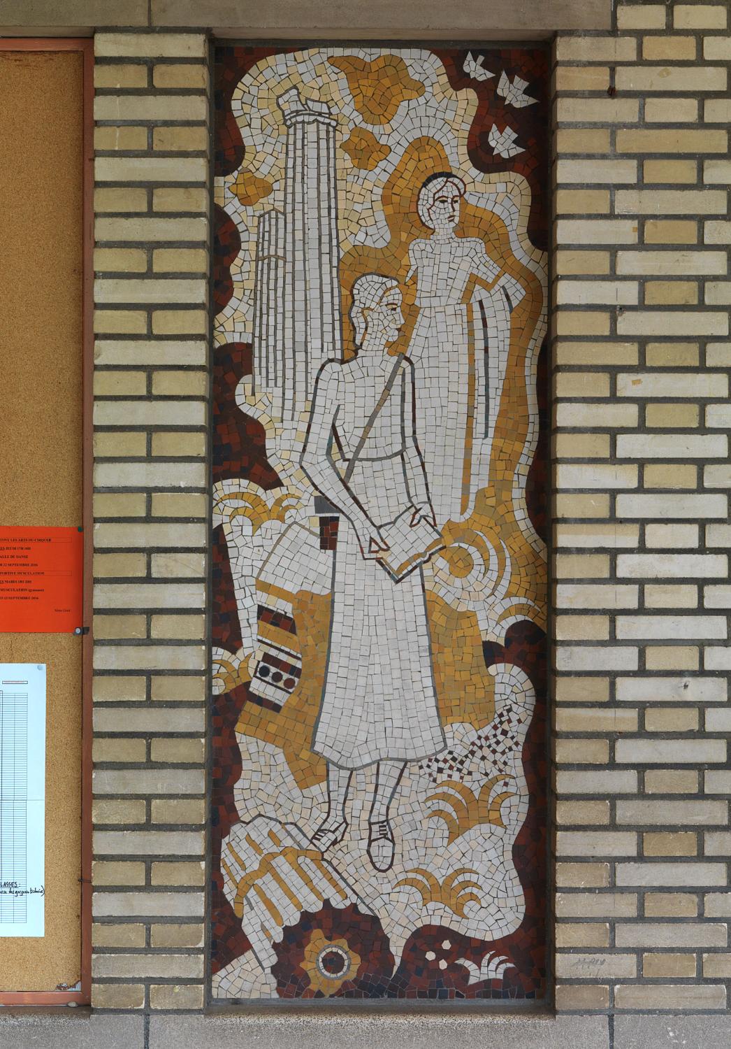 Le décor du lycée Marie-Curie