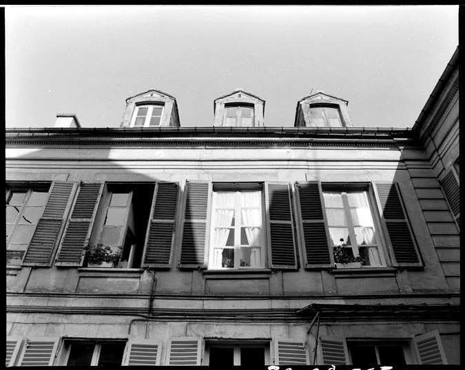 Campagne photographique sur le patrimoine de Mantes-la-Jolie en 1977