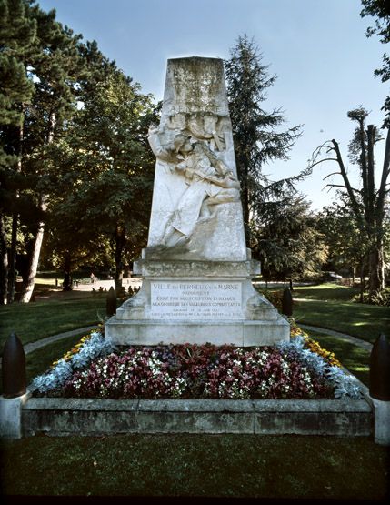 Monument aux Morts des Guerres de 1914-1918 et de 1939-1945