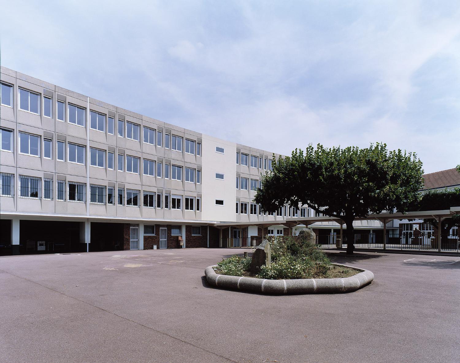 école primaire Jules-Ferry, collège Pierre-de-Ronsard