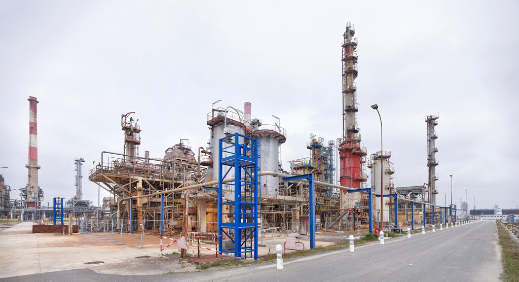 Sous-dossier 5 : unités de raffinage appelées « Unités Est » de la Raffinerie de l’Île-de-France, actuellement plateforme TotalEnergies de Grandpuits