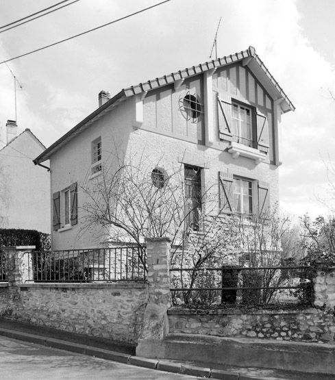 ensemble de deux pavillons identiques