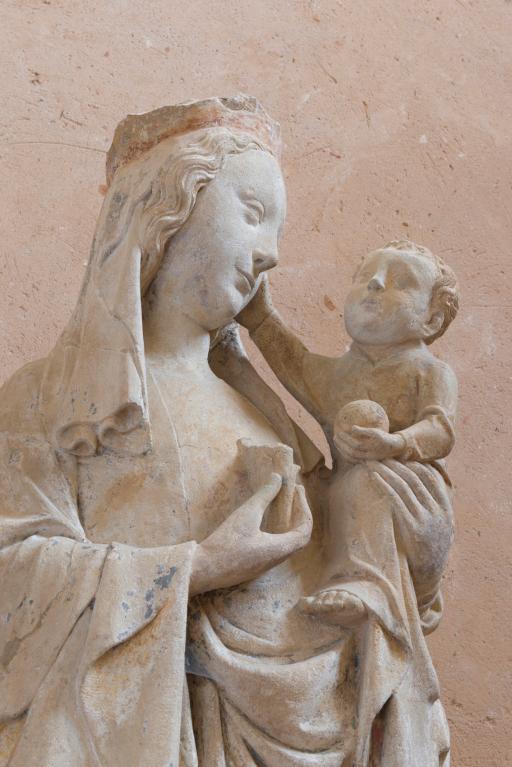 statue de la Vierge à l'Enfant, calcaire, XIVe siècle