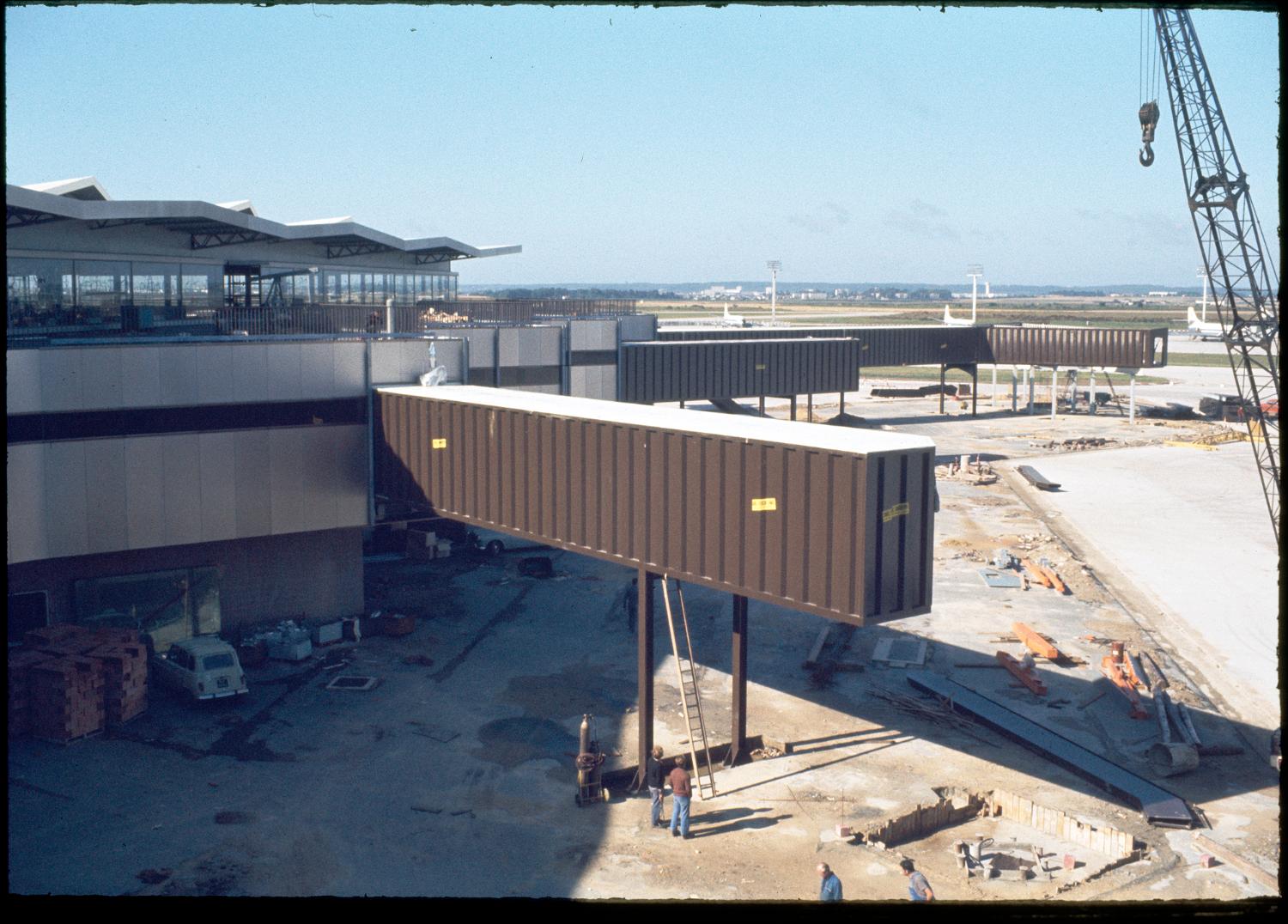 Orly 1 2 (depuis 2019), Orly-Ouest (de 1971 à 2019)