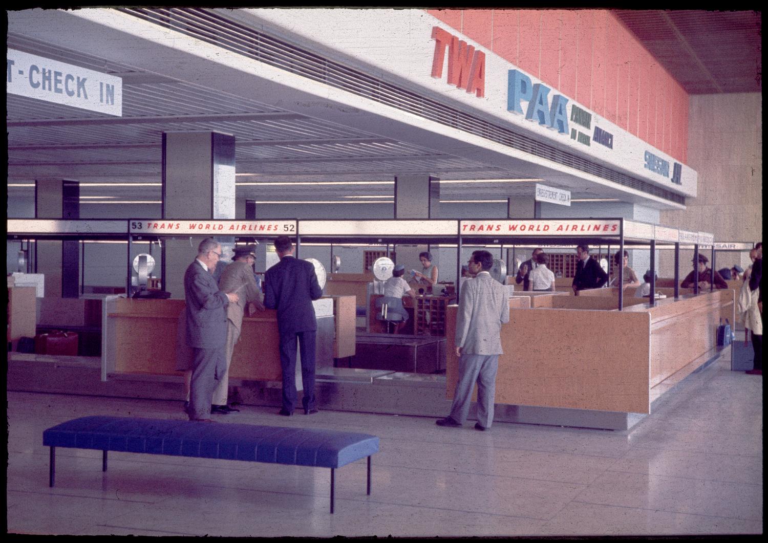 Les Installations terminales, Orly 4 dans les années 1960