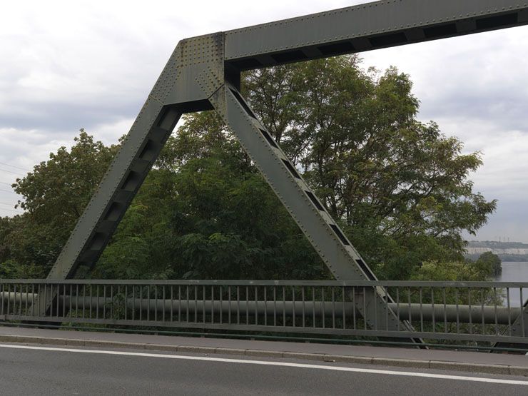 pont routier sur la Seine dit Pont de Rangiport