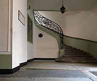rampe d'appui, escalier de la maison à porte cochère (non étudié)