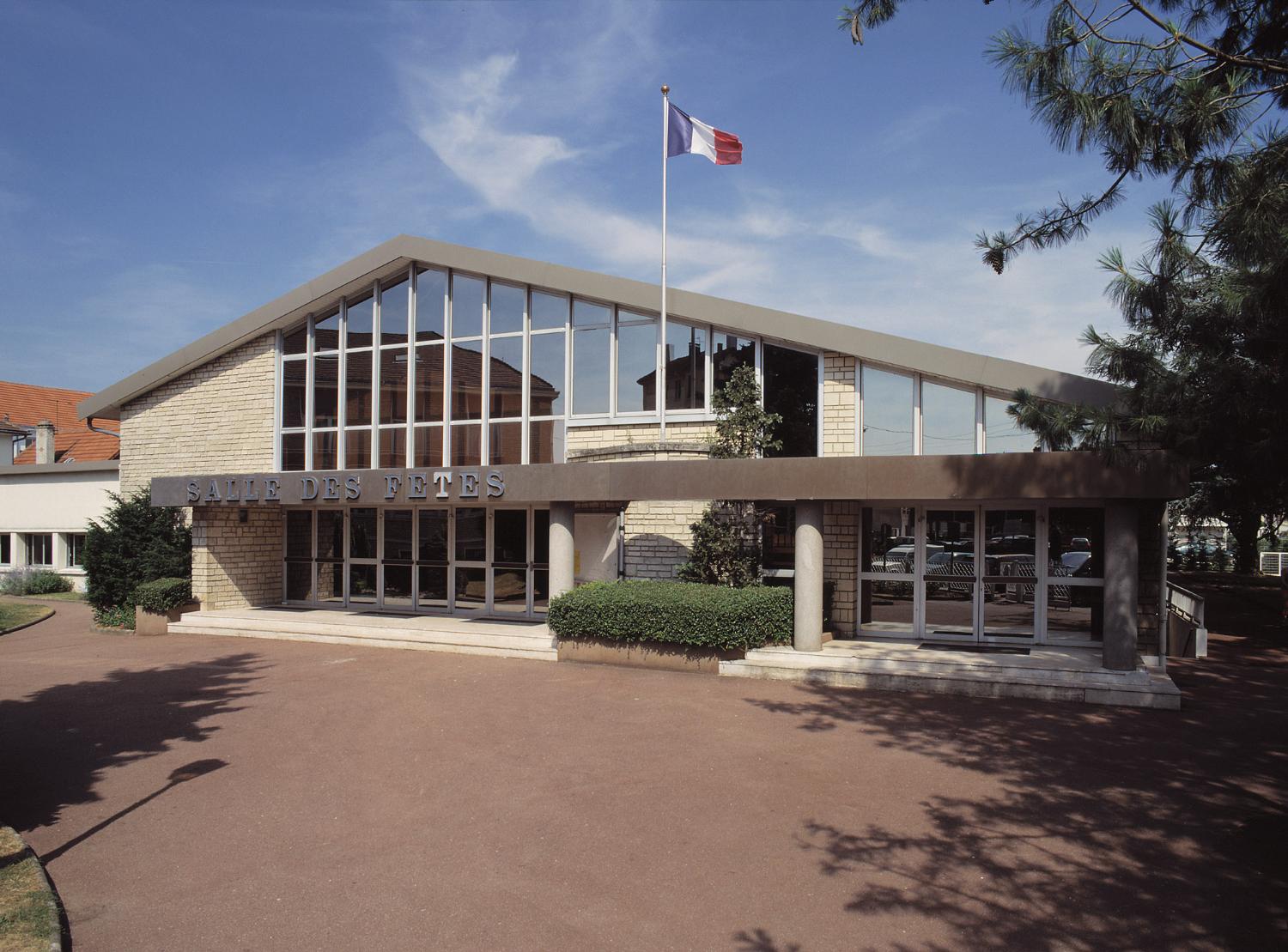 mairie, salle des fêtes