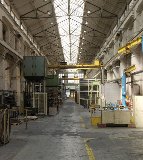Usine de matériel électrique industriel Schneider et Cie, puis Le Matériel Electrique Scheider-Westinghouse (SW), puis Jeumont-Schneider (JS), actuellement ensemble industriel appelé "Espace Technologique et Industriel de Champagne-sur-Seine" (zone ETIC)