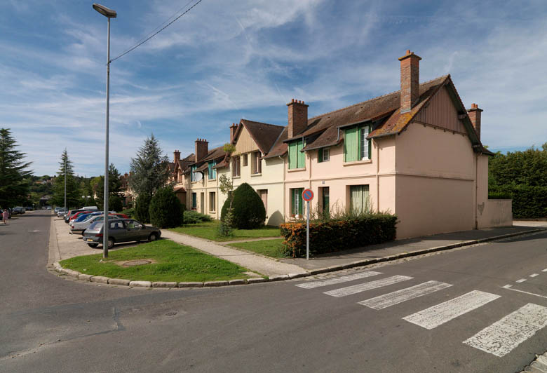 Champagne-sur-Seine - Cité ouvrière appelée "Cité des Alouettes"