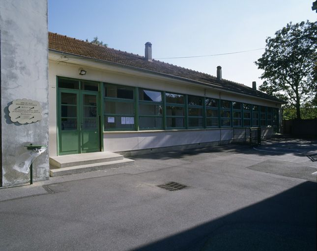 école primaire de Mainville