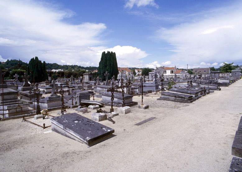 vieux cimetière