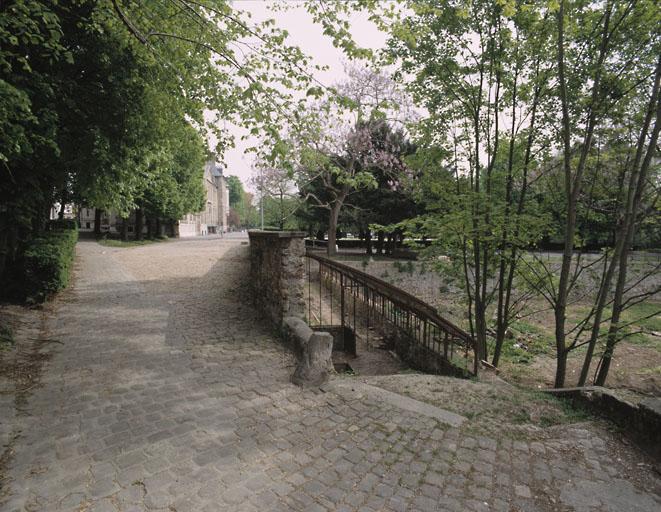 Château d'Athis, actuellement école Saint-Charles