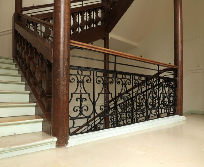rampe d'appui, escalier de la maison à porte cochère dite hôtel de Gourgues (non étudié)