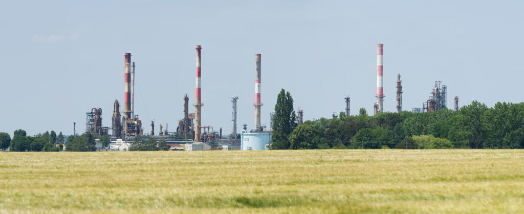 Raffinerie de Grandpuits ou « Raffinerie de l’Île-de-France », actuellement plateforme TotalEnergies de Grandpuits (dossier d'ensemble)