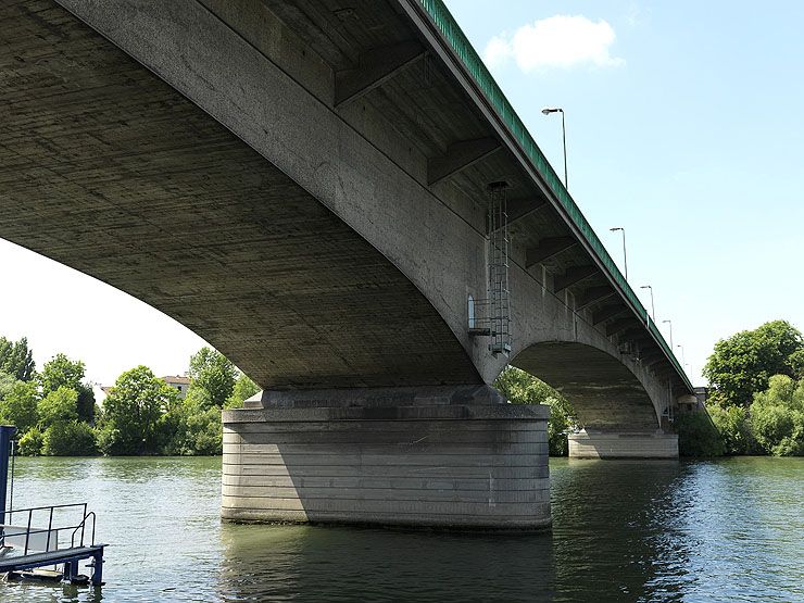 les ponts et passerelles de l'OIN ORSA (Opération d'intérêt national Orly-Rungis-Seine-Amont)