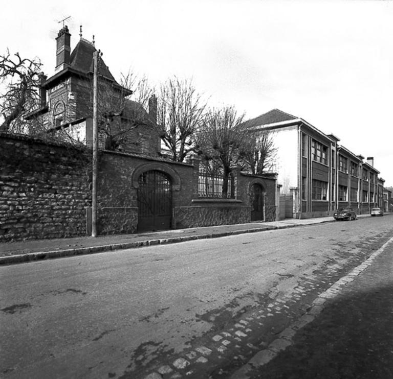 Groupe scolaire Jules-Ferry, actuellement collège