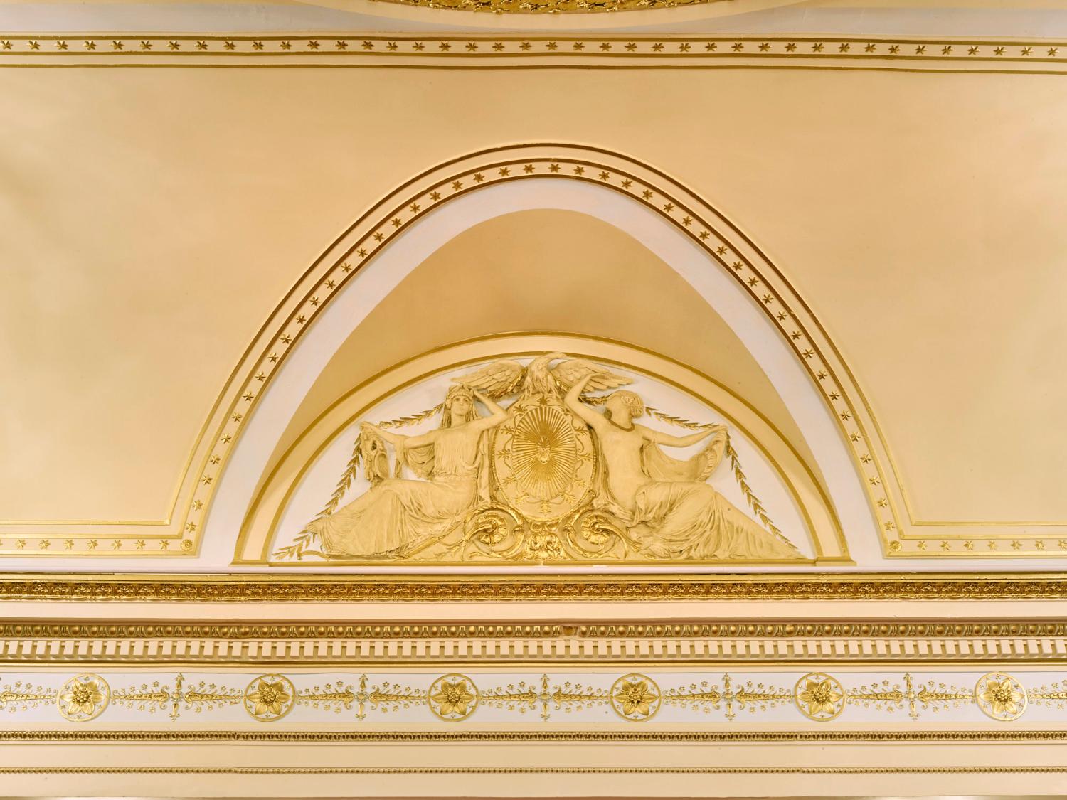 Mogador (Paris, 9e arrondissement), théâtre