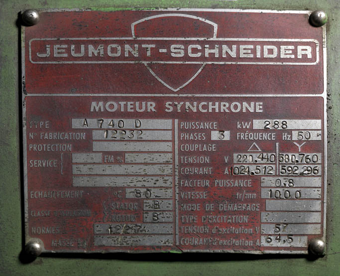 Usine de matériel électrique industriel Schneider et Cie, puis Le Matériel Electrique Scheider-Westinghouse (SW), puis Jeumont-Schneider (JS), actuellement ensemble industriel appelé "Espace Technologique et Industriel de Champagne-sur-Seine" (zone ETIC)