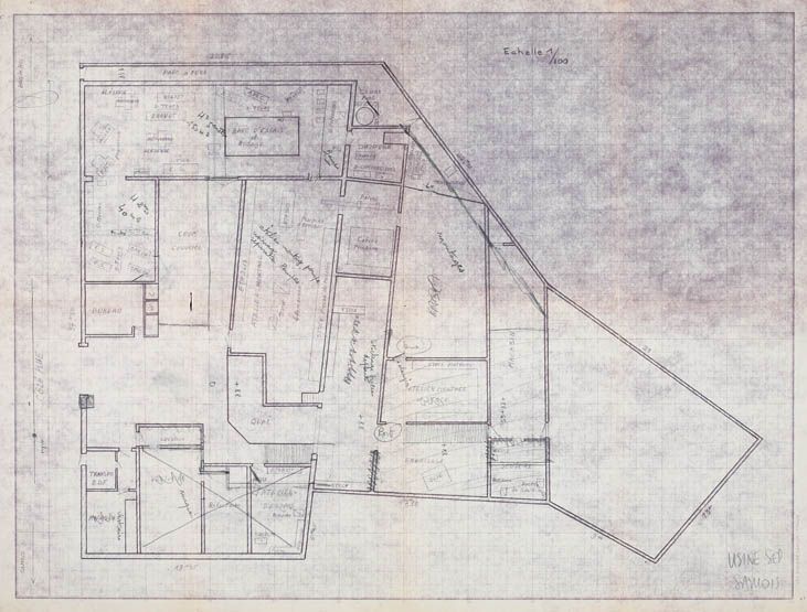 Samois-sur-Seine - usine de petite métallurgie (usine de pompes à essence) SEP, actuellement gymnase municipal et magasin industriel Wolters SA