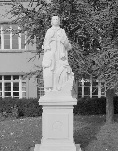 statue : saint Charles Borromée