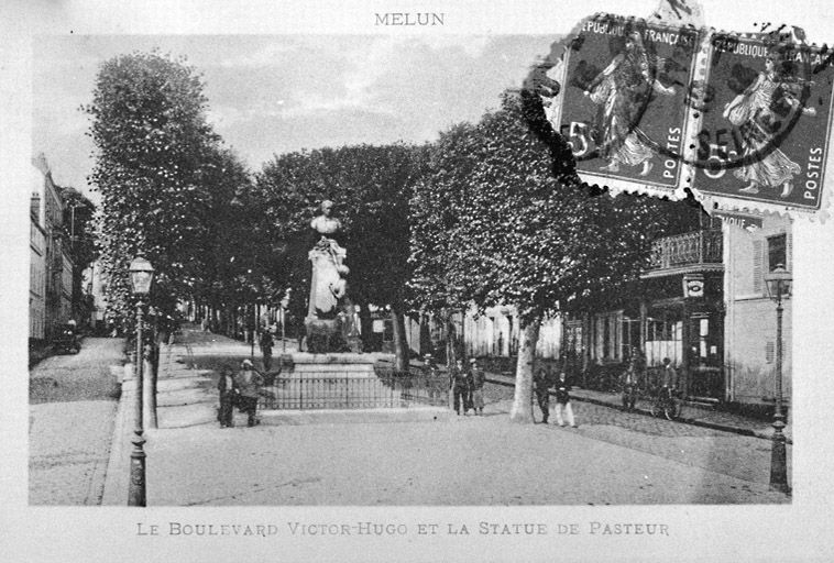 monument à Pasteur