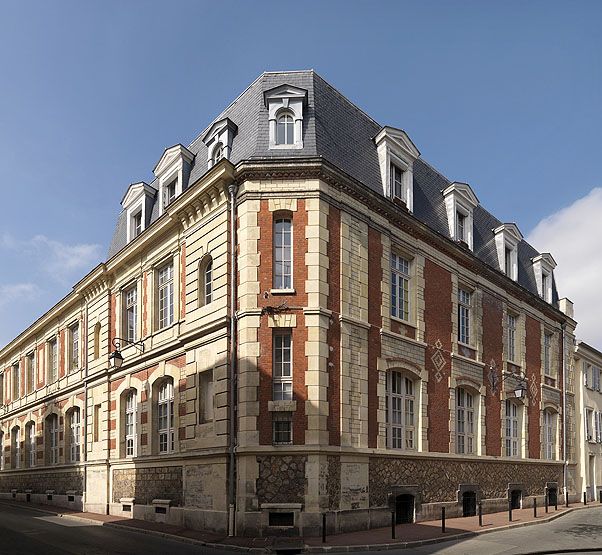 école, dite Institution Saint-Etienne