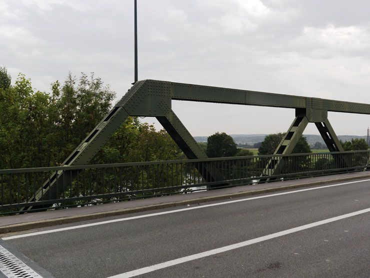 pont routier sur la Seine dit Pont de Rangiport