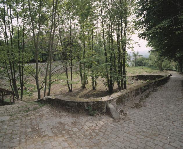 Château d'Athis, actuellement école Saint-Charles