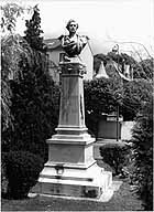 monument de Daguerre (1787-1851)