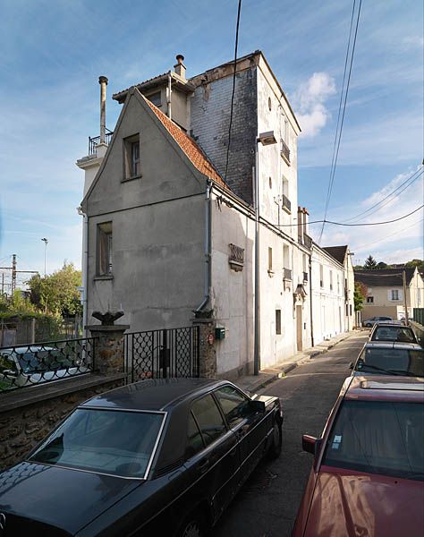 l'habitat collectif de l'OIN ORSA (Opération d'intérêt national Orly-Rungis-Seine-Amont)