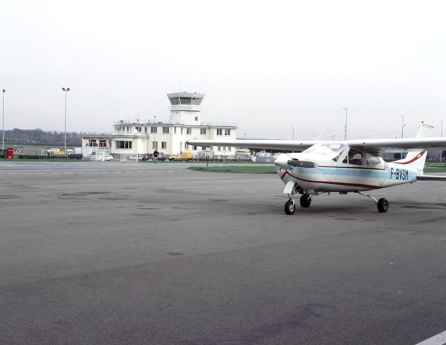 aéroport de Toussus