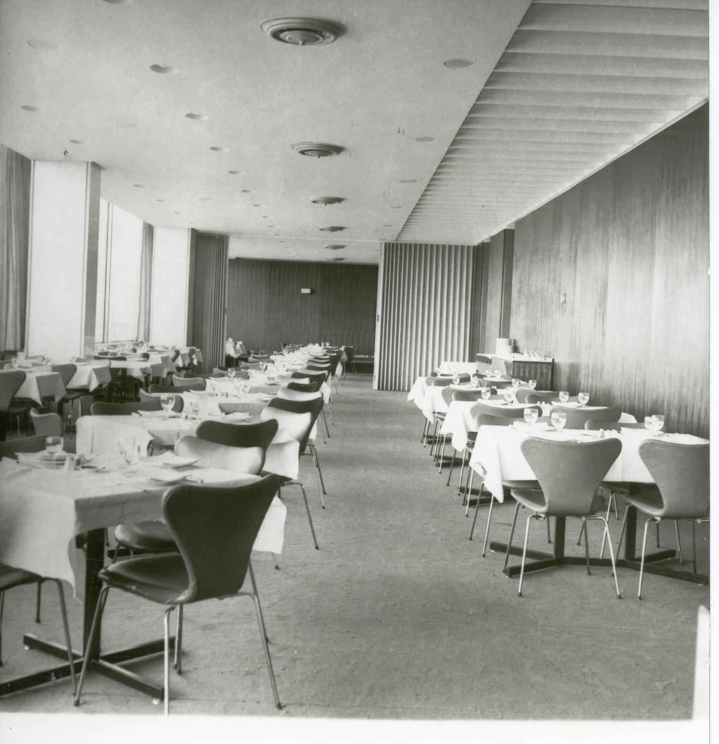 Les Installations terminales, Orly 4 dans les années 1960