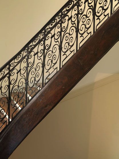 rampe d'appui, escalier de la maison à porte cochère dite hôtel Titon (non étudié)