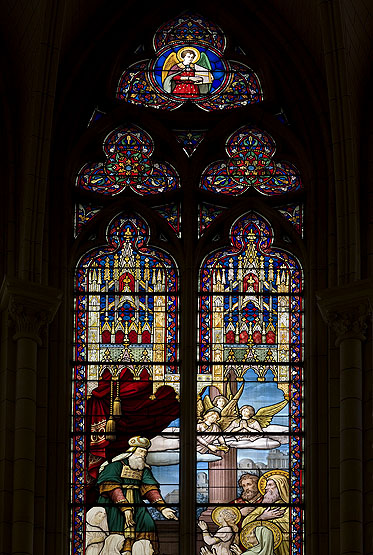 Ensemble de 13 verrières - Chapelle Sainte-Marie-de-la-Famille (Clinique Blomet, Filles de Saint-Paul-de-Chartres, anciennement Sœurs de la Sainte-Famille)