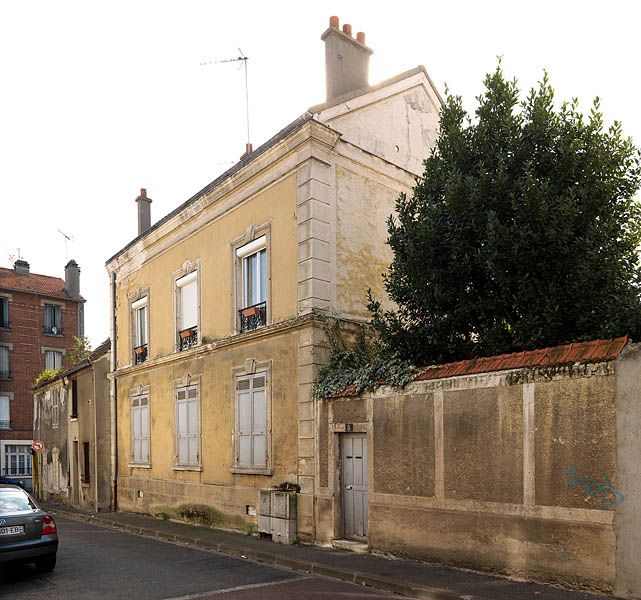 l'habitat collectif de l'OIN ORSA (Opération d'intérêt national Orly-Rungis-Seine-Amont)