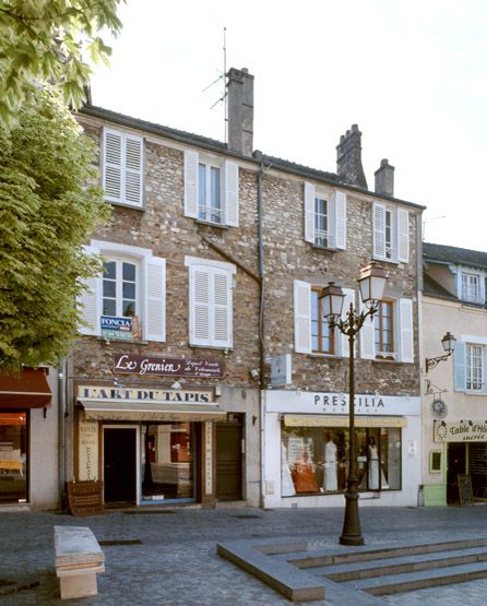 immeuble place Jacques-Amyot