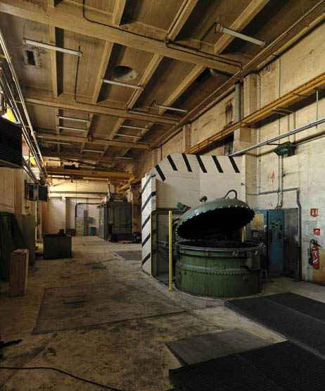 Usine de matériel électrique industriel Schneider et Cie, puis Le Matériel Electrique Scheider-Westinghouse (SW), puis Jeumont-Schneider (JS), actuellement ensemble industriel appelé "Espace Technologique et Industriel de Champagne-sur-Seine" (zone ETIC)