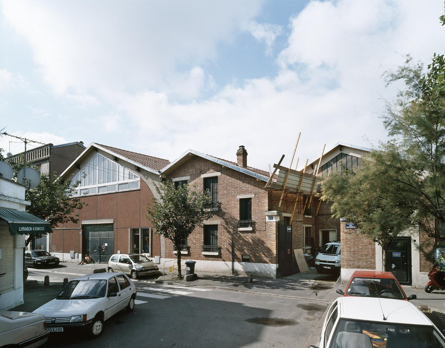 Usine de transformation des métaux Louis Vulliet, puis Cuprotube, puis usine textile TIT, actuellement atelier de fabrication de décors de théâtre et salle de répétition "Lilas en Scène"