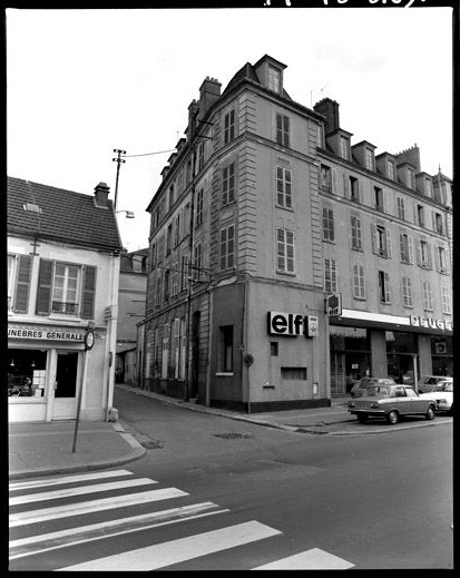 Campagne photographique sur le patrimoine de Mantes-la-Jolie en 1977