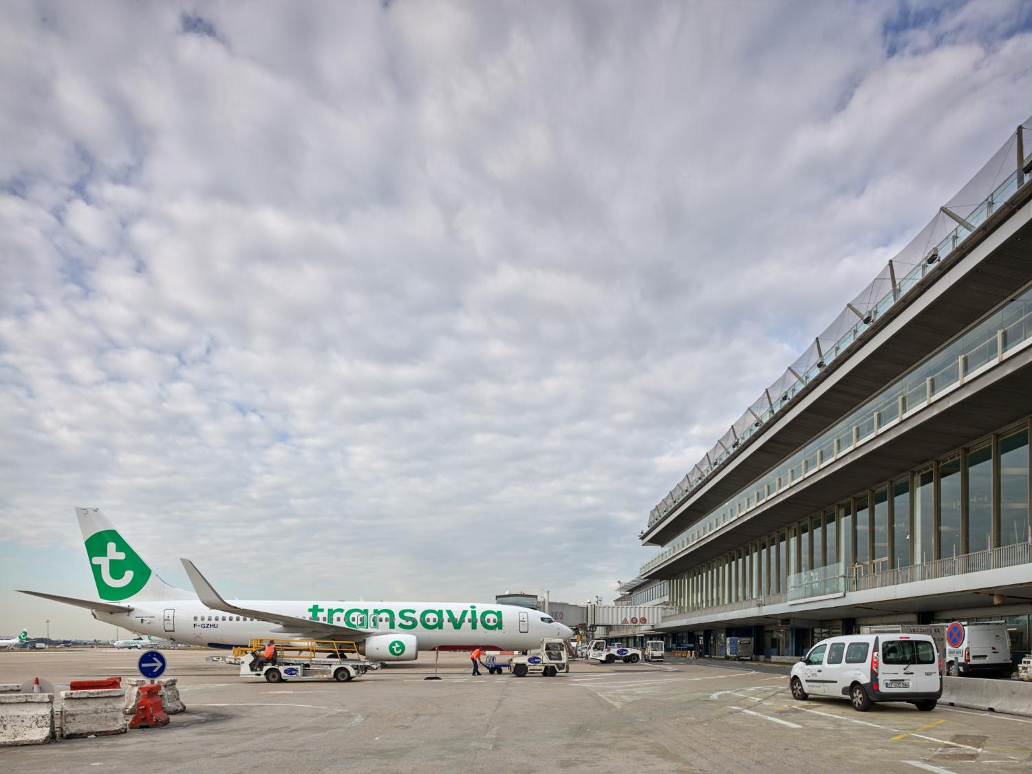 Orly 4 (depuis 2019), Orly-Sud (de 1971 à 2019), Installations terminales (de 1961 à 1971) Aérogare Sud ( de 1954 à 1961)