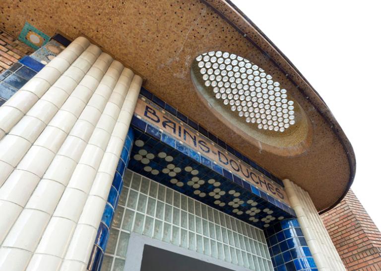 Bains douches de la rue des Haies