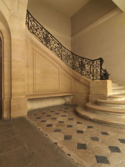 rampe d'appui, escalier de l' hôtel Guyot de Chenizot (non étudié)