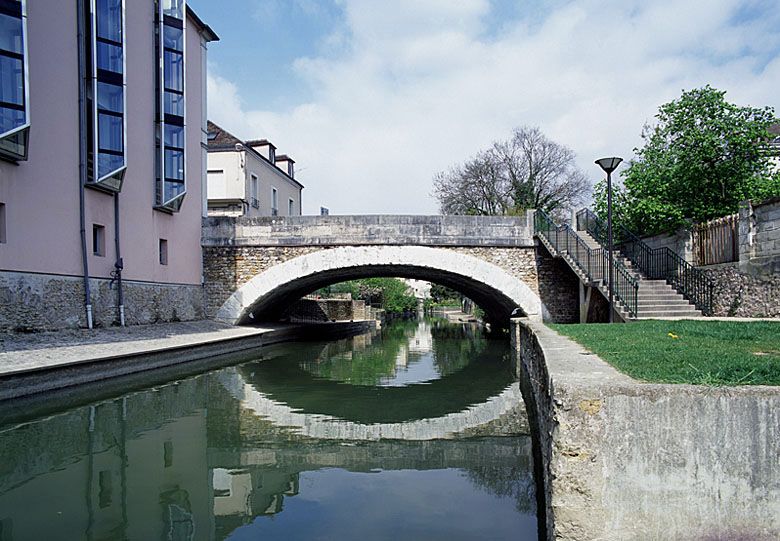 pont Saint-Liesne