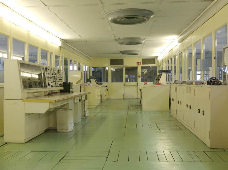 Usine de matériel électrique industriel Schneider et Cie, puis Le Matériel Electrique Scheider-Westinghouse (SW), puis Jeumont-Schneider (JS), actuellement ensemble industriel appelé "Espace Technologique et Industriel de Champagne-sur-Seine" (zone ETIC)