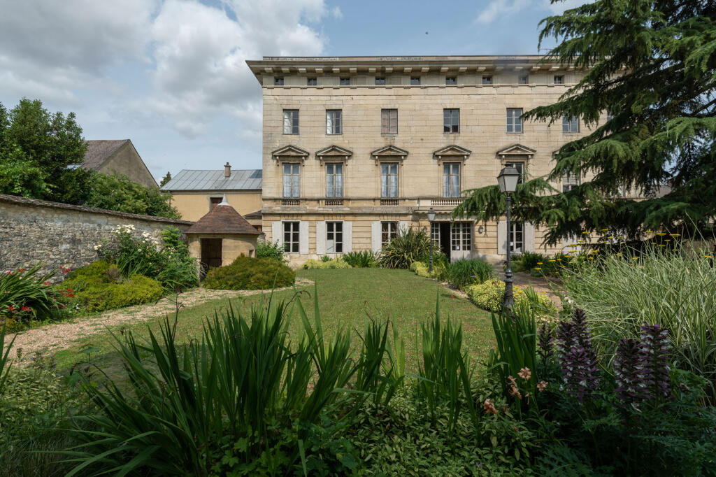 Maison de villégiature ou hôtel de Crosne