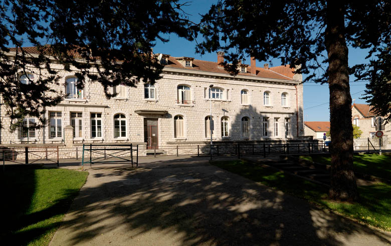 Champagne-sur-Seine - Ecole des garçons, actuellement groupe scolaire Saint-Gilles