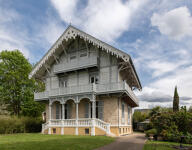 Maison de villégiature ou chalet Dambry